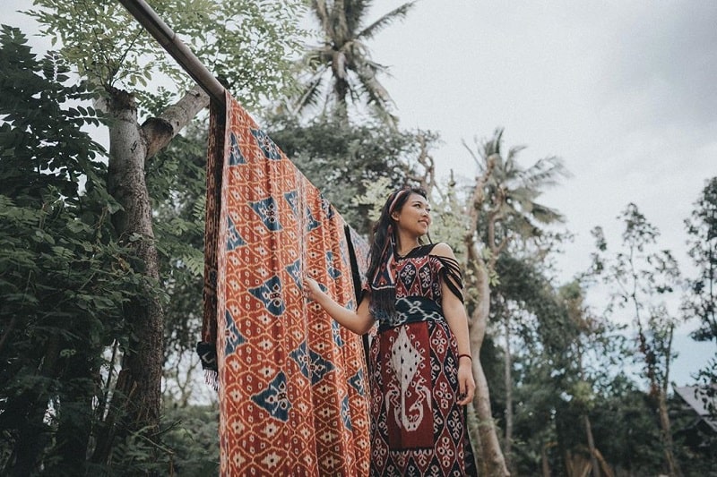 Oleh-Oleh Khas Sumba - Kain tenun Sumba - Sumber Instagram beatricelee25